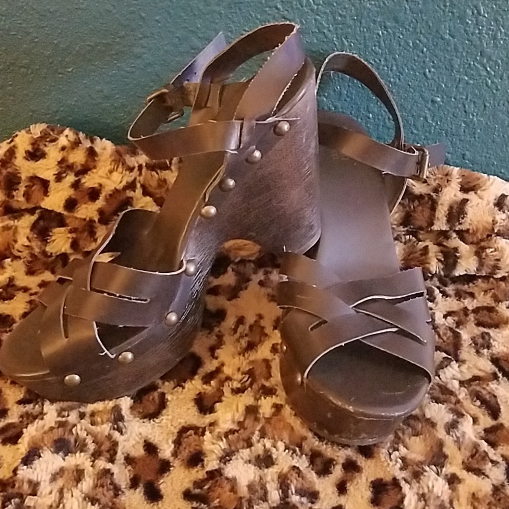 Massimo supply co. Size 9. Summer Sandel.
